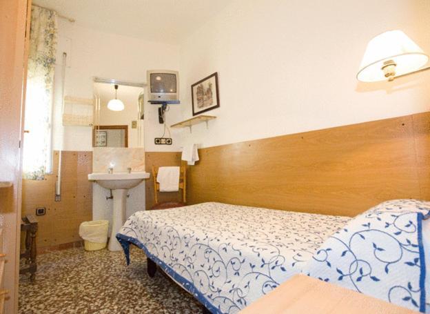 Hostal Lizana Huesca Zewnętrze zdjęcie